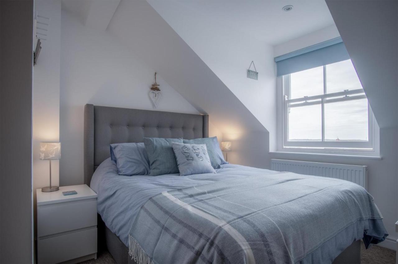 Ramsey Apartment - 2 Bedroom Apartment - Tenby Exterior foto