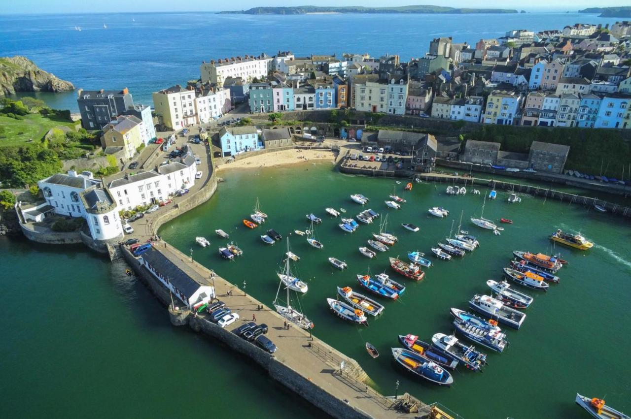 Ramsey Apartment - 2 Bedroom Apartment - Tenby Exterior foto