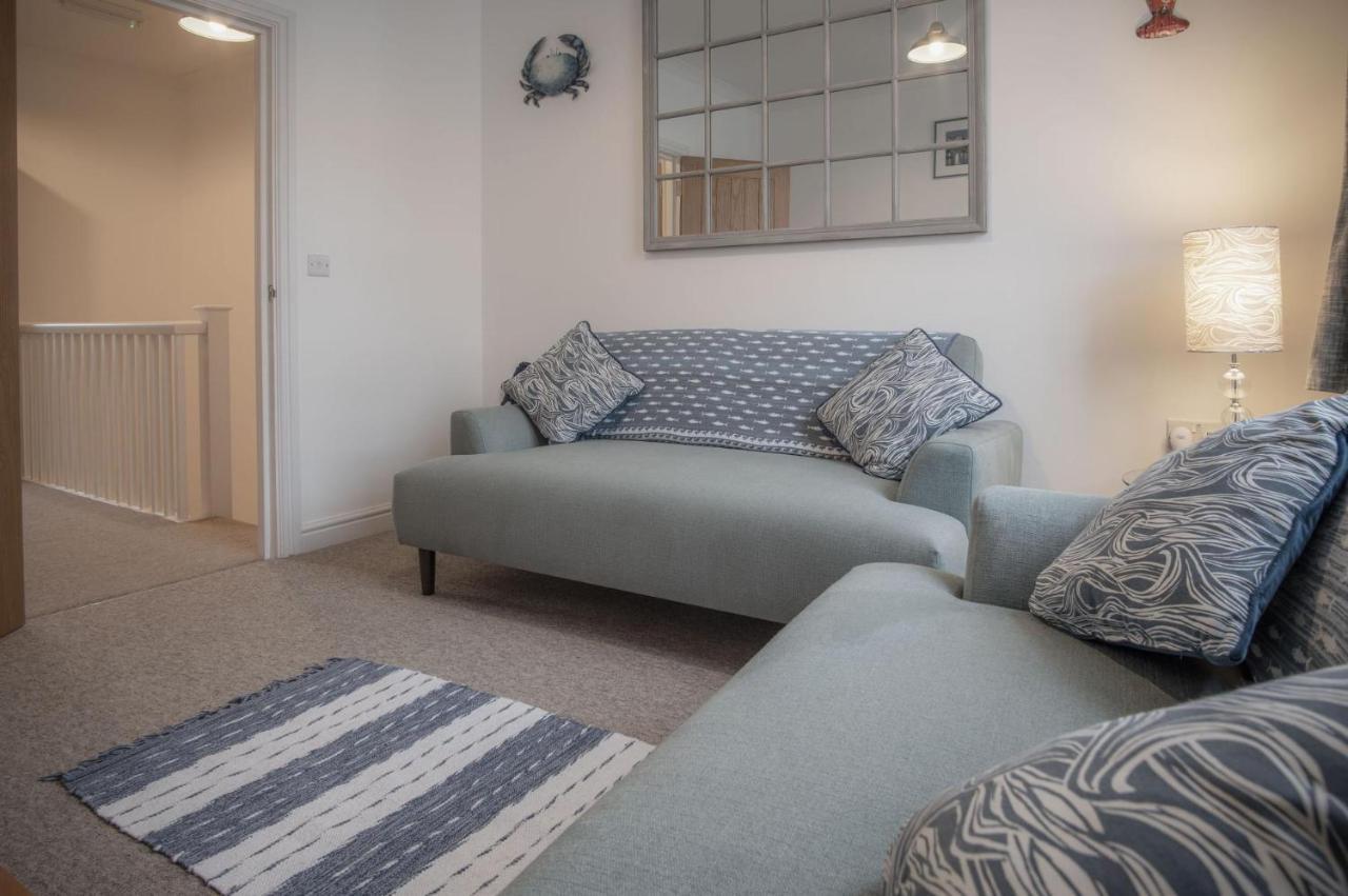 Ramsey Apartment - 2 Bedroom Apartment - Tenby Exterior foto