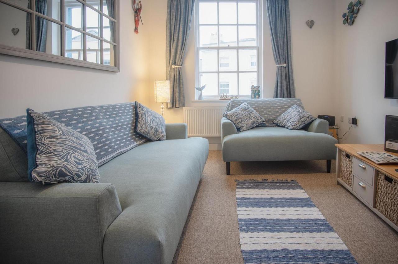 Ramsey Apartment - 2 Bedroom Apartment - Tenby Exterior foto